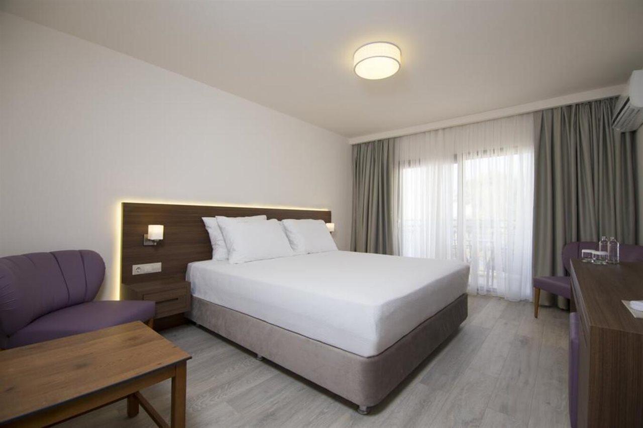 Neopol Hotel 3*