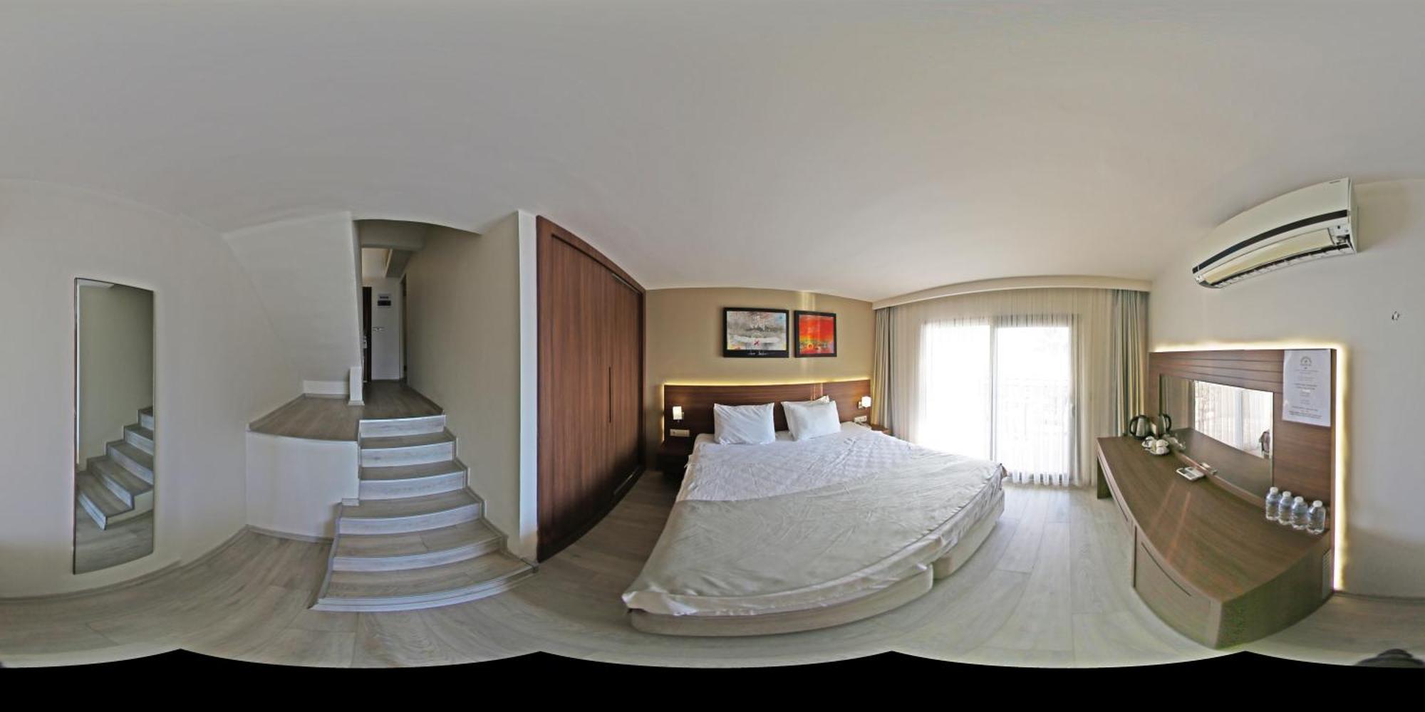 Hotel Neopol 3*