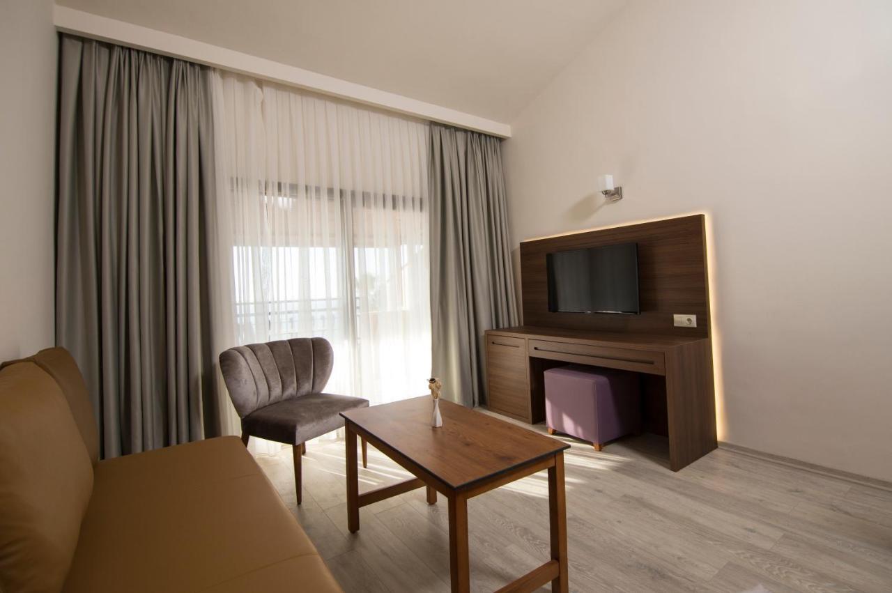 Neopol Hotel Kuşadası