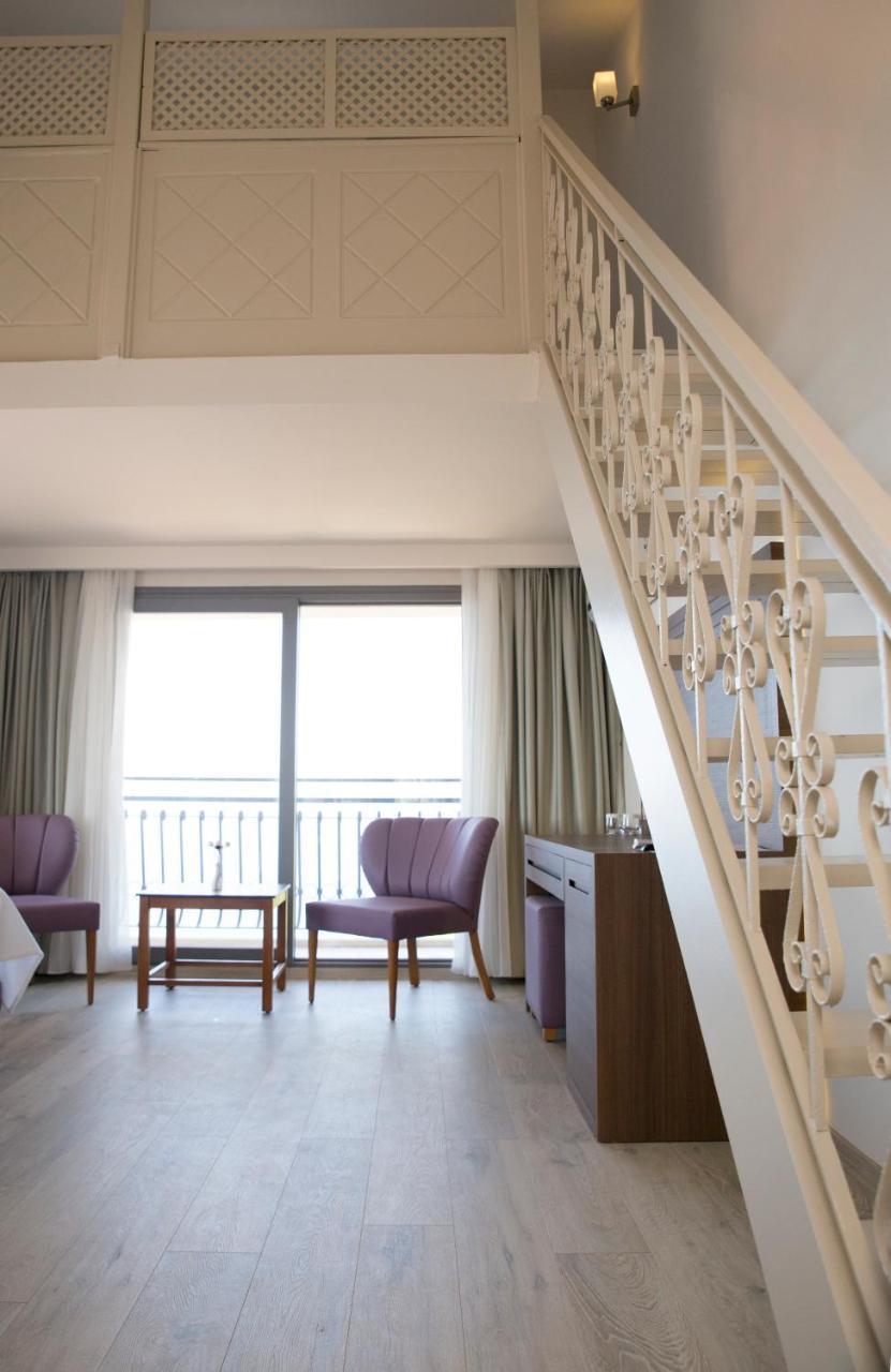 Hotel Neopol 3*